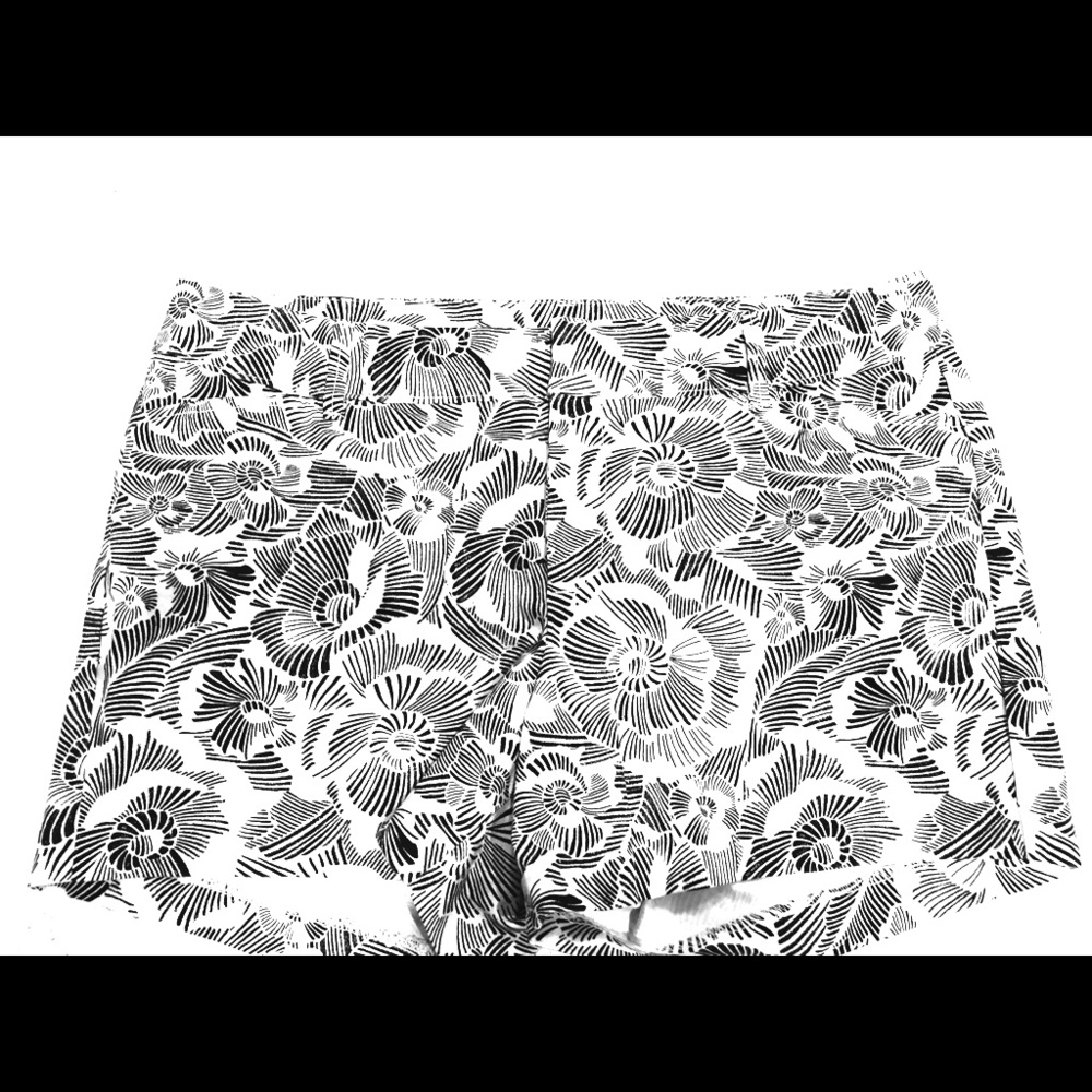 Like New: Old Navy Pixie Shorts