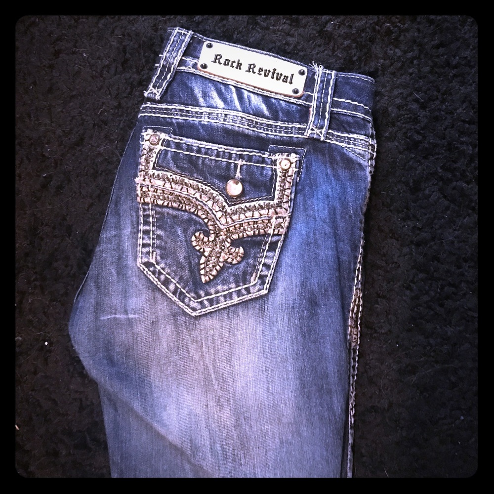 Rock revival Betty boot cut jeans!