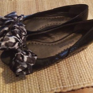 Libby Edelman flats