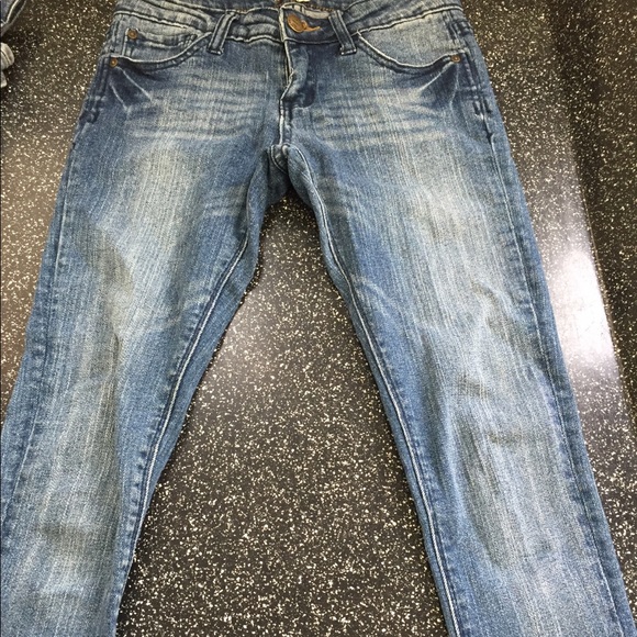 Jeans - Picture 2 of 3