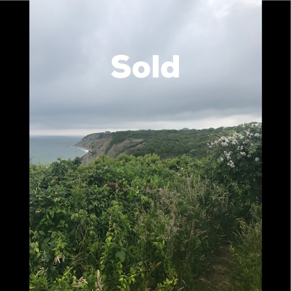 Sold - Picture 1 of 1