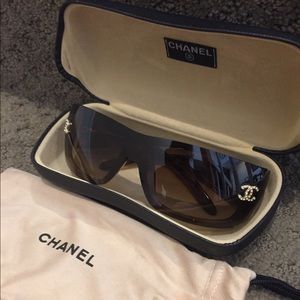 Authentic CHANEL Tortoise Sunglasses Rhinestones