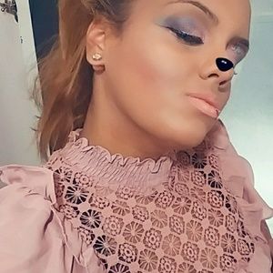 Meet your Posher, Priscilla