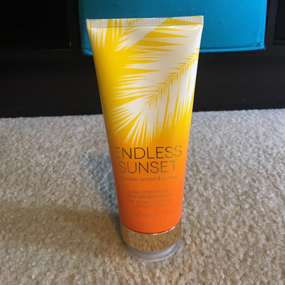 Victoria’s Secret Endless Sunset Lotion