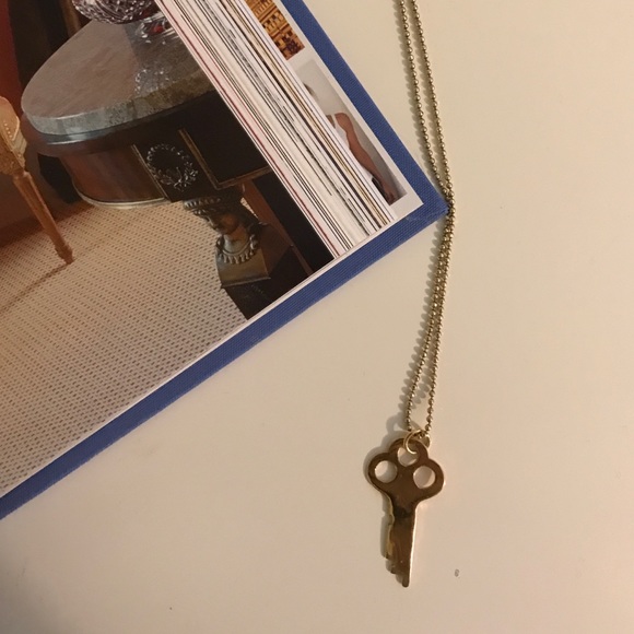 The Giving Keys Jewelry - Giving key necklace