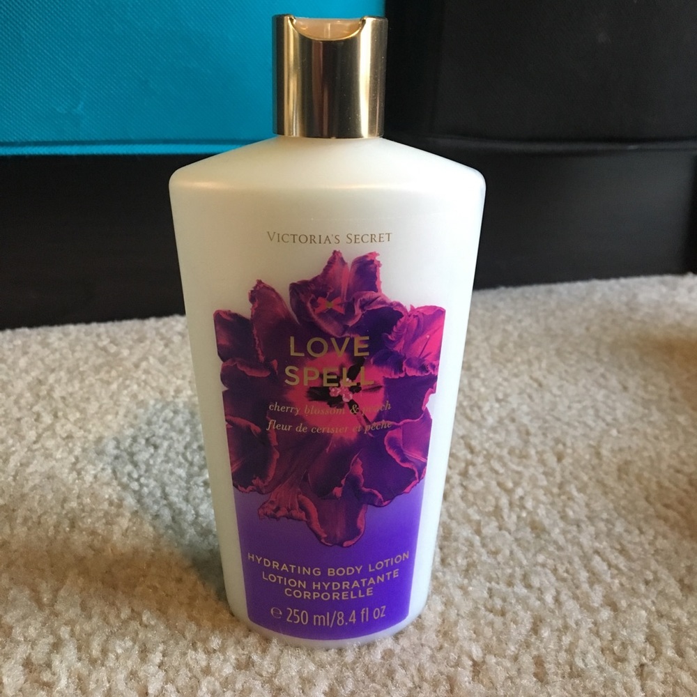 Victoria’s Secret Love Spell Lotion