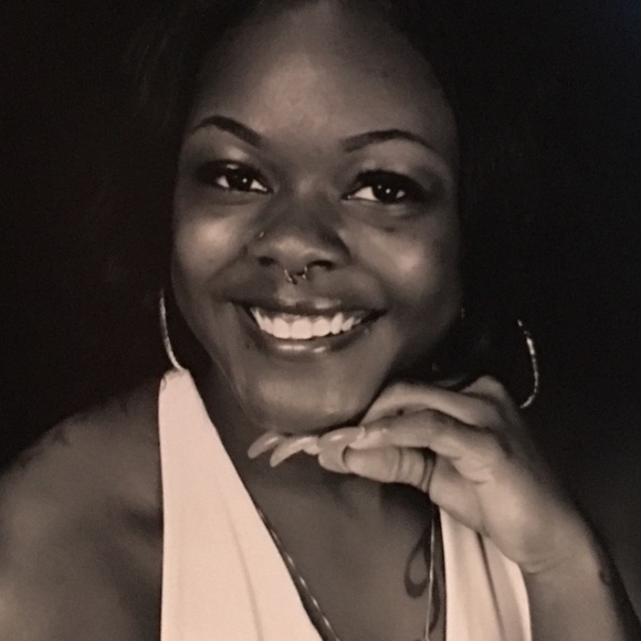 Meet your Posher, Jasmine - Picture 1 of 1