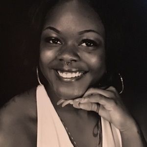 Meet your Posher, Jasmine