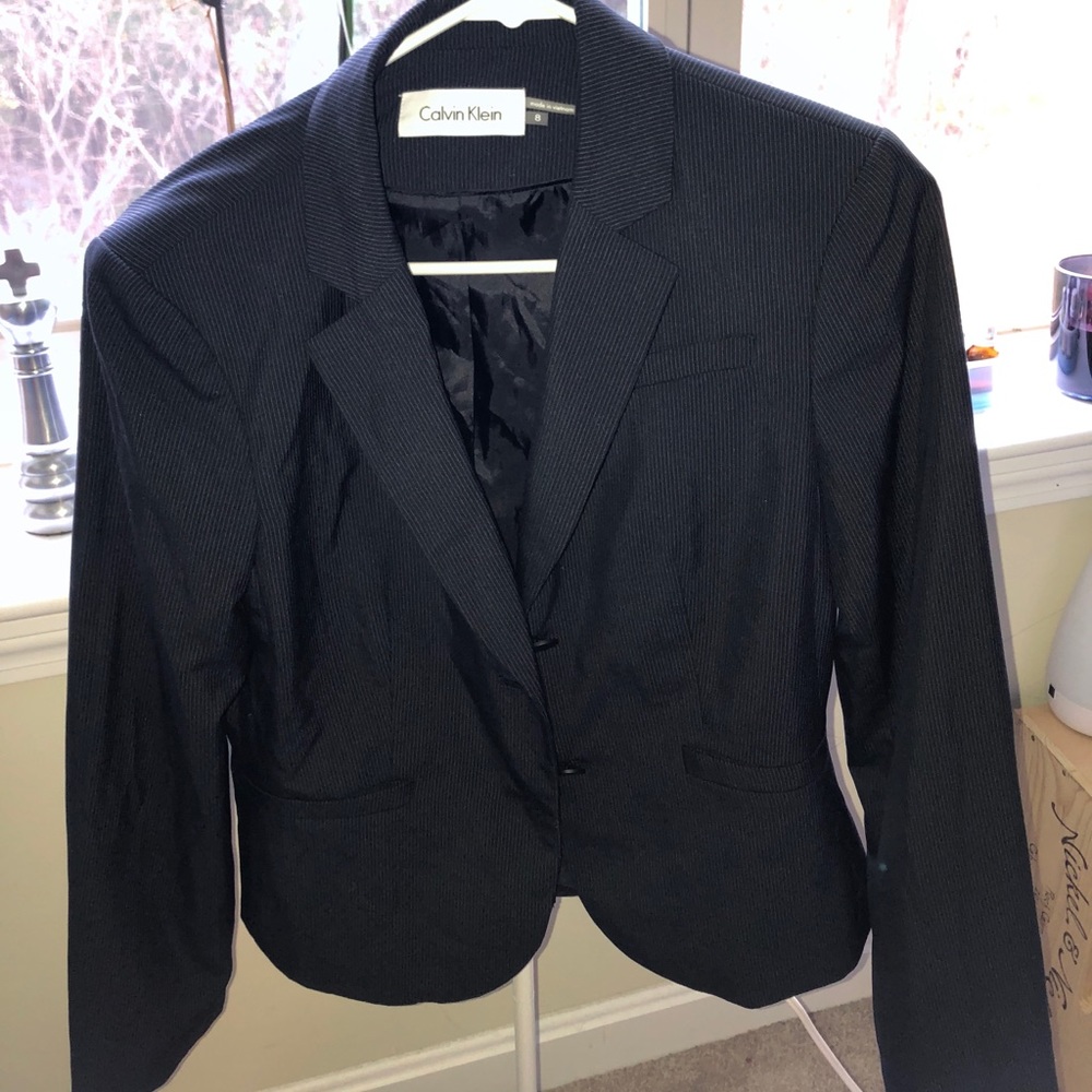 Calvin Klein blazer size 8. Pin stripe.