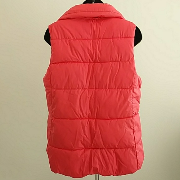 NWOT Puffy Vest - Picture 4 of 7