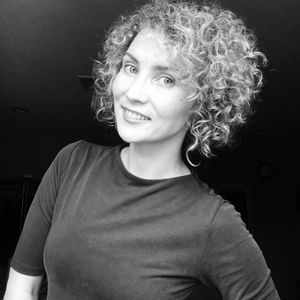 Meet your Posher, Kira