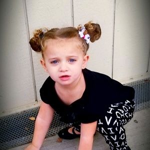 Meet your Posher, Christine