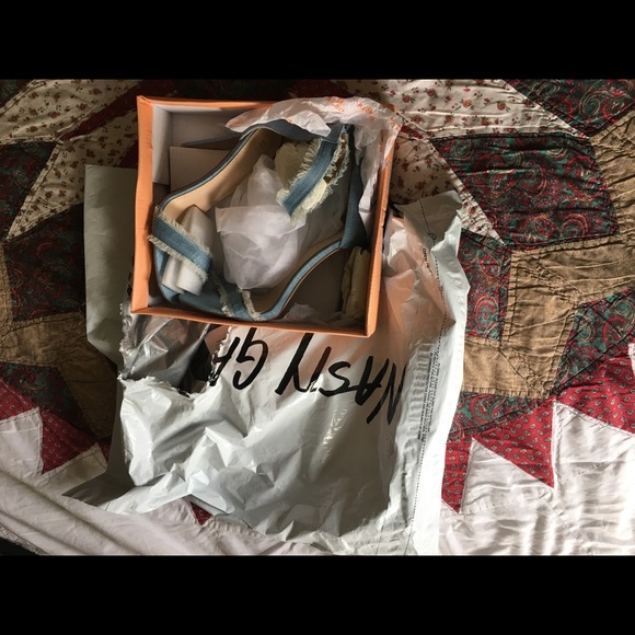 Nastygal Denim Open toe Heels - Picture 3 of 3