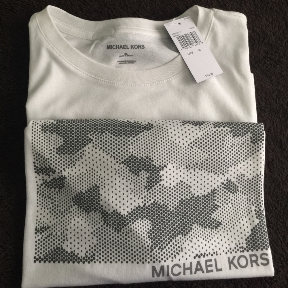 Authentic New Michael Kors Mens T-shirt