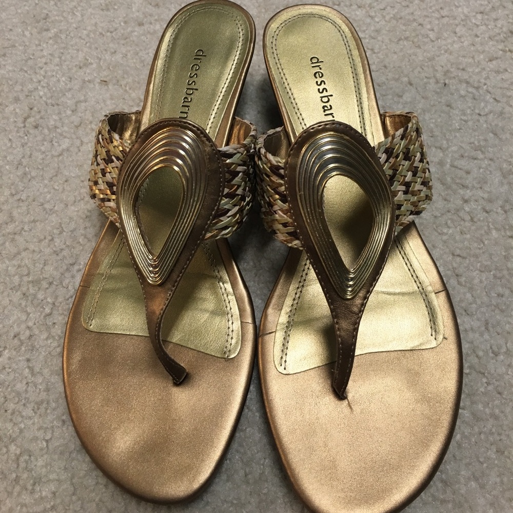 Dress barn gold heel sandals 8m