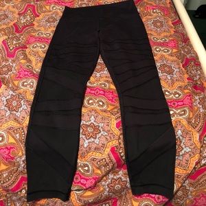 Lululemon mesh leggings