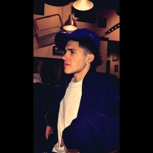 Meet your Posher, Luis