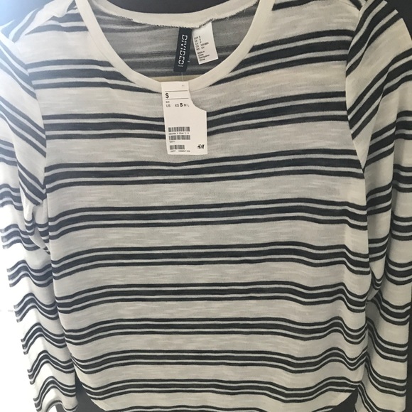 Top - Picture 2 of 4