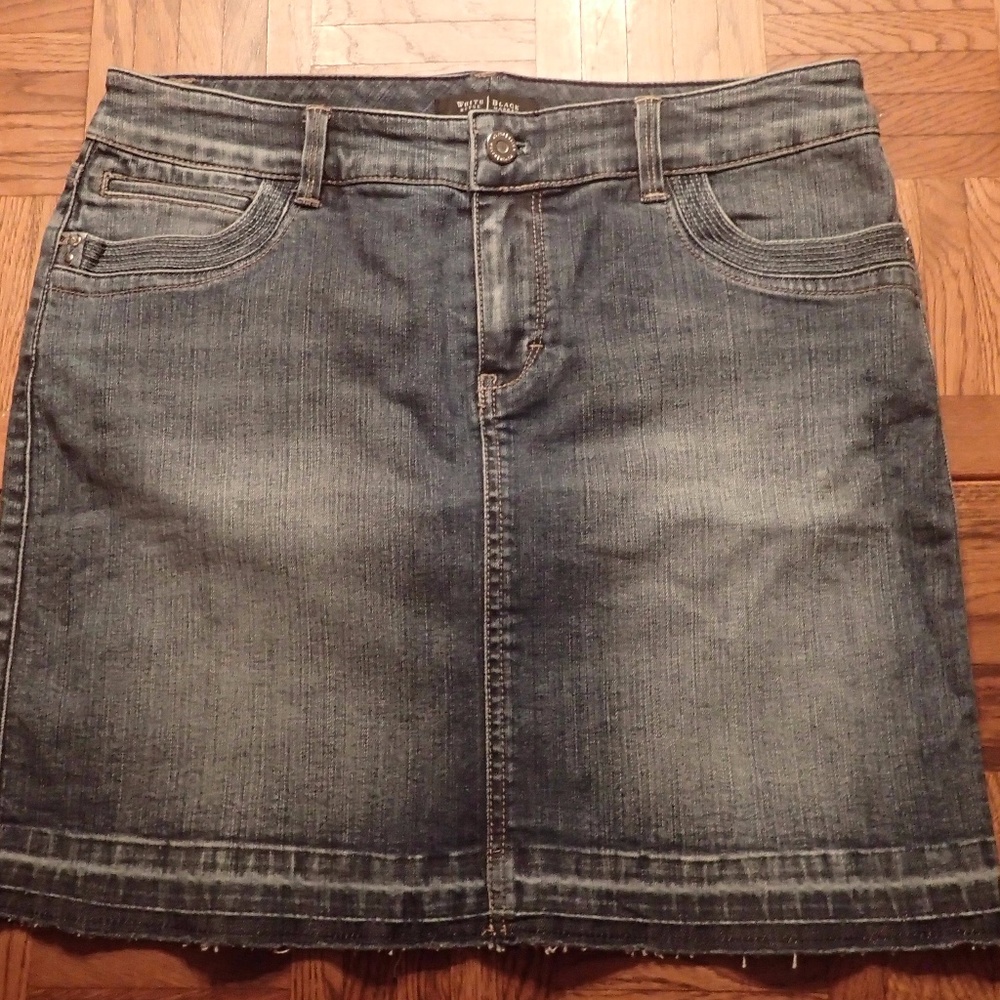 NWT White House Black Market Jean Skirt