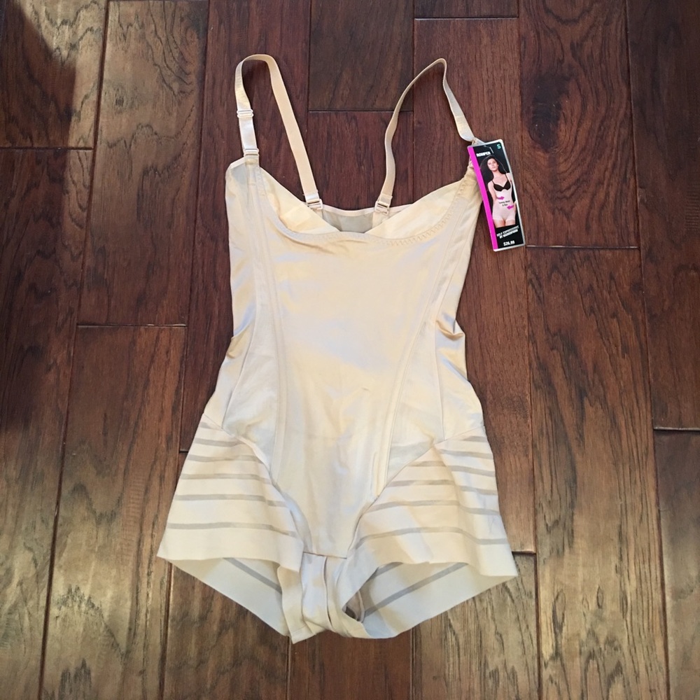 NWT Body Shaper, Under Garment by Maidenform