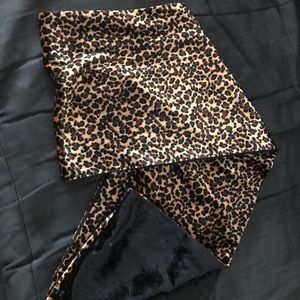 Leopard print velvet scarf