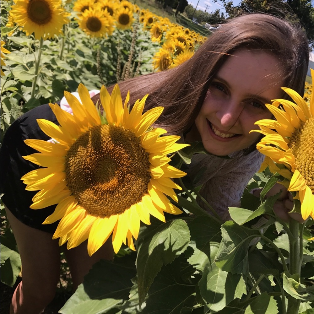 Meet your Posher, Makynzie