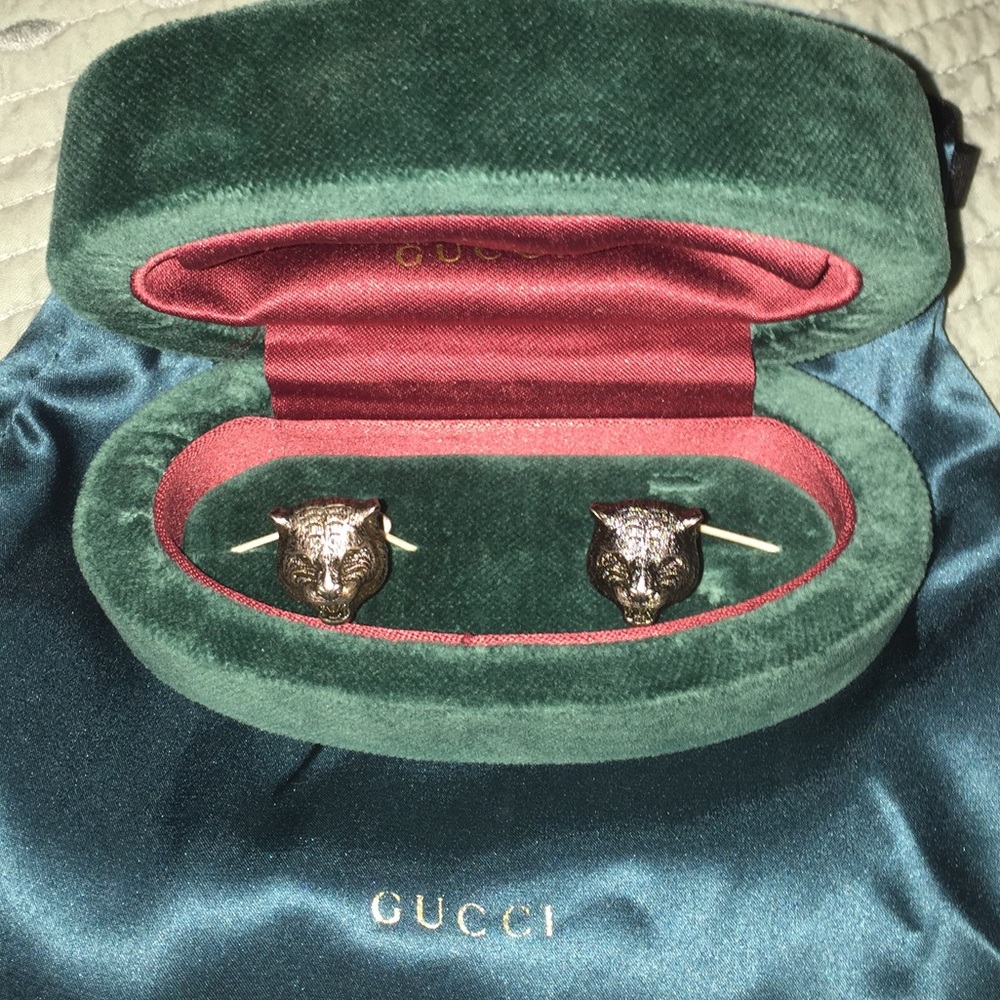 NEW GUCCI Feline head cufflinks in silver