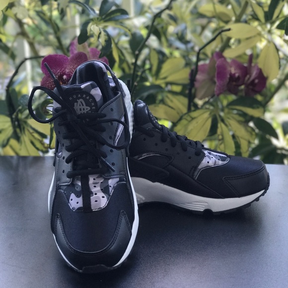 NWT Nike Huarache Run Print Cool Grey WMNS - Picture 3 of 8