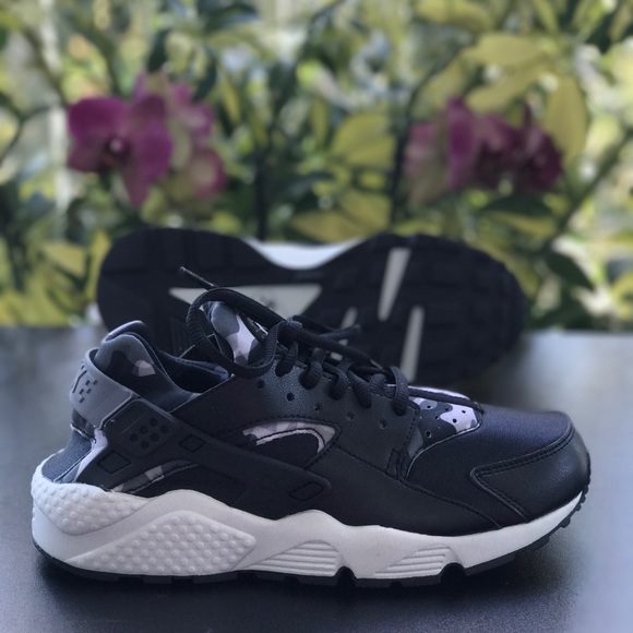 NWT Nike Huarache Run Print Cool Grey WMNS - Picture 4 of 8