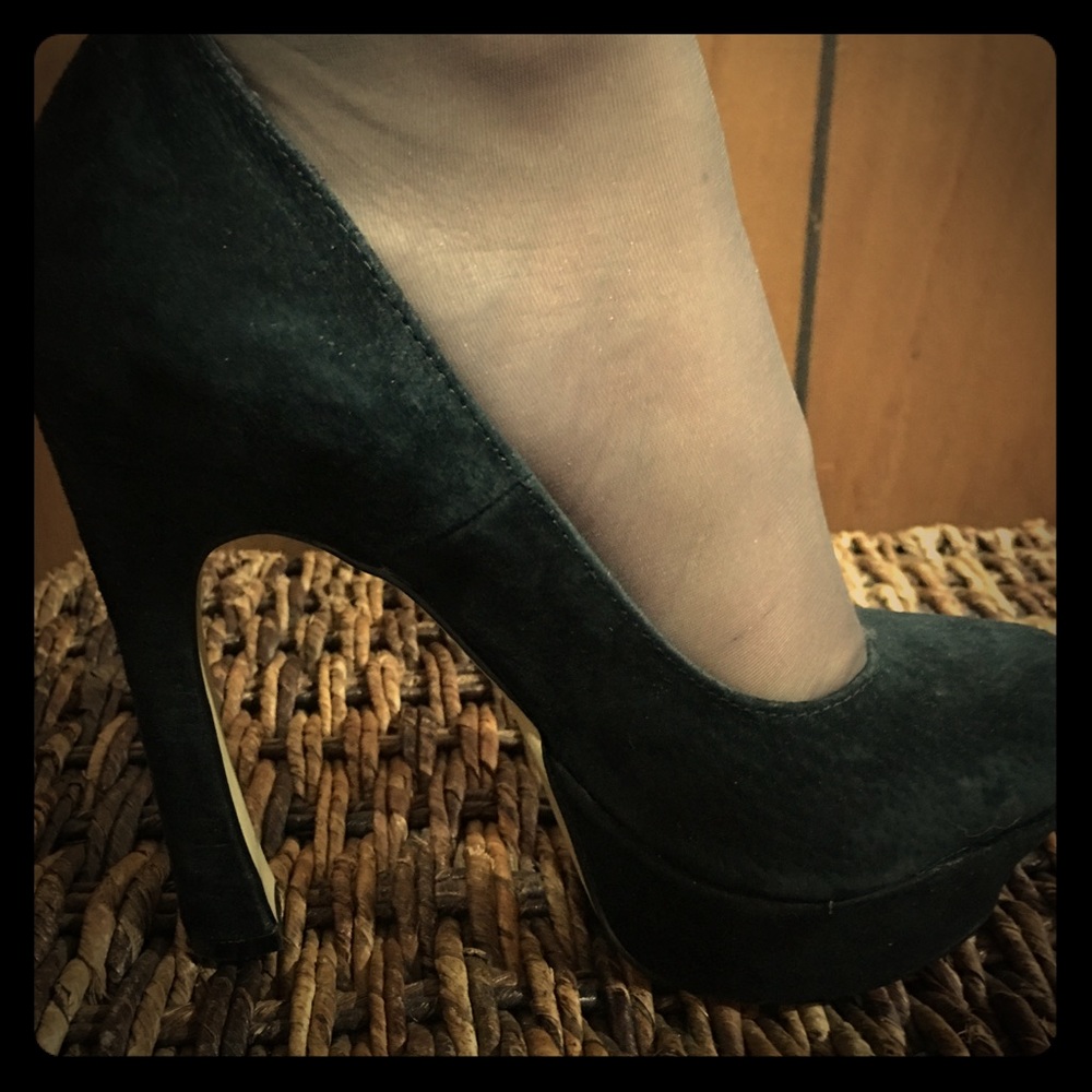 Super sexy black stilettos 👠