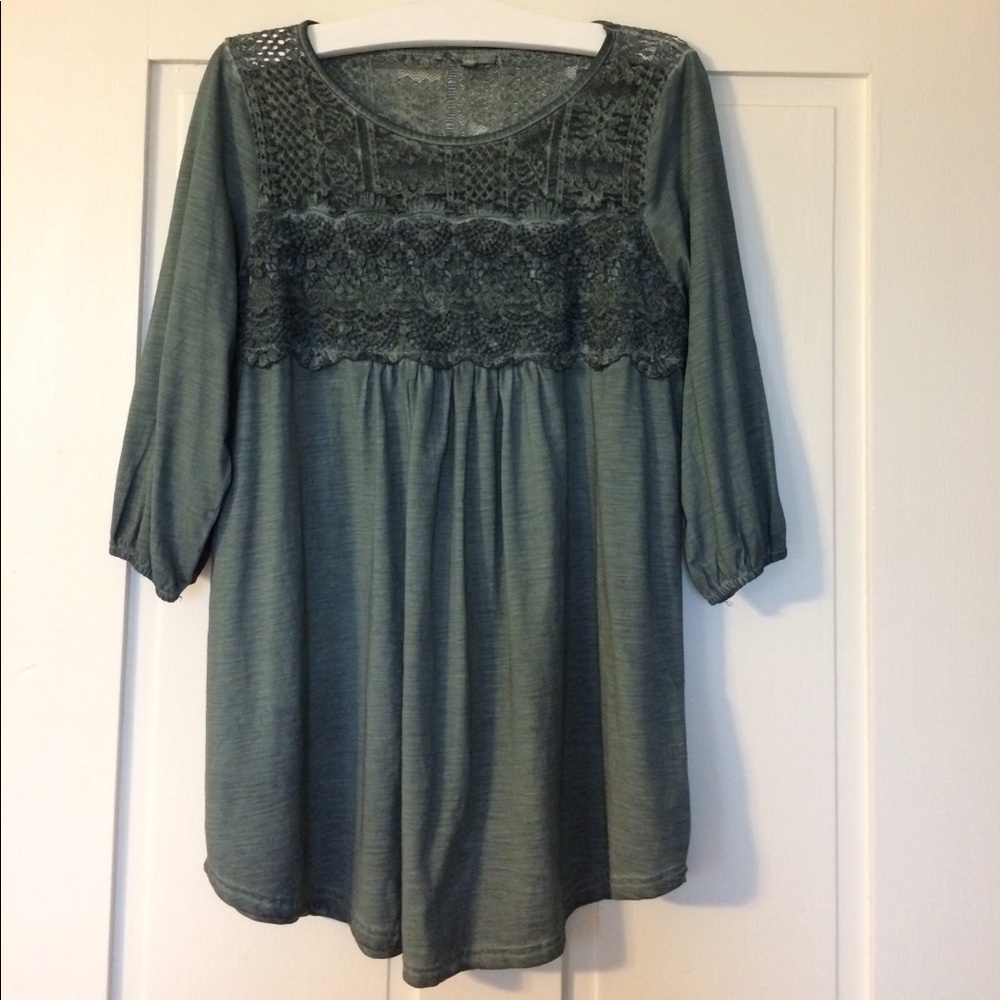 Easel Boho Chic Long Sleeved Babydoll Shirt