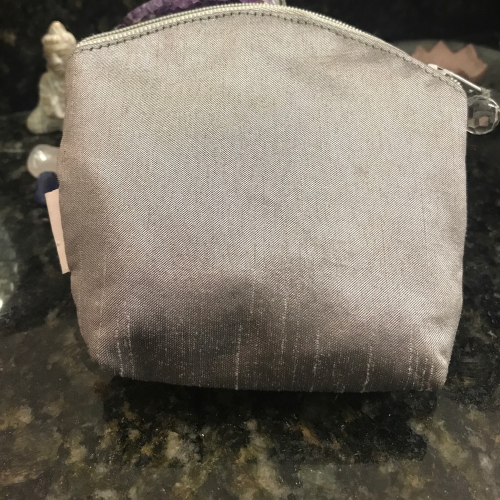 Small Jewelry Pouch - Picture 4 of 7