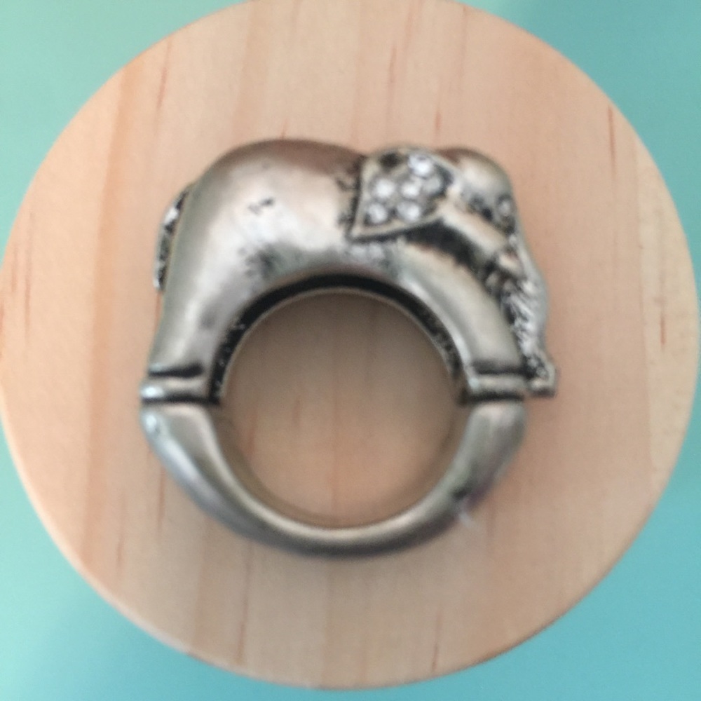 Silver Elephant Ring - Picture 2 of 3
