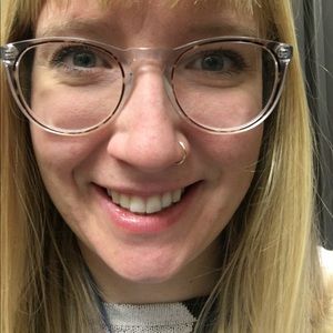 Meet your Posher, Mara