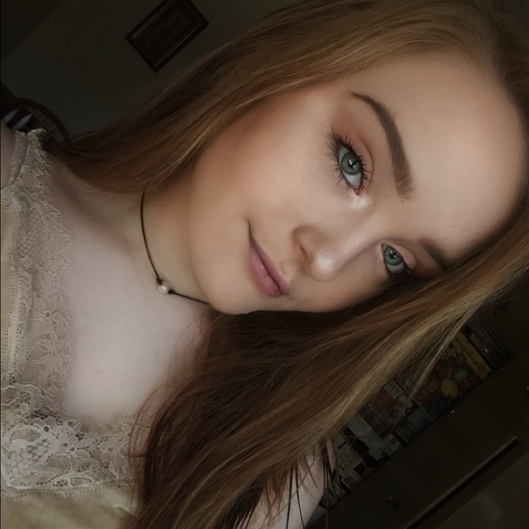 Meet your Posher, Samantha - Picture 1 of 1
