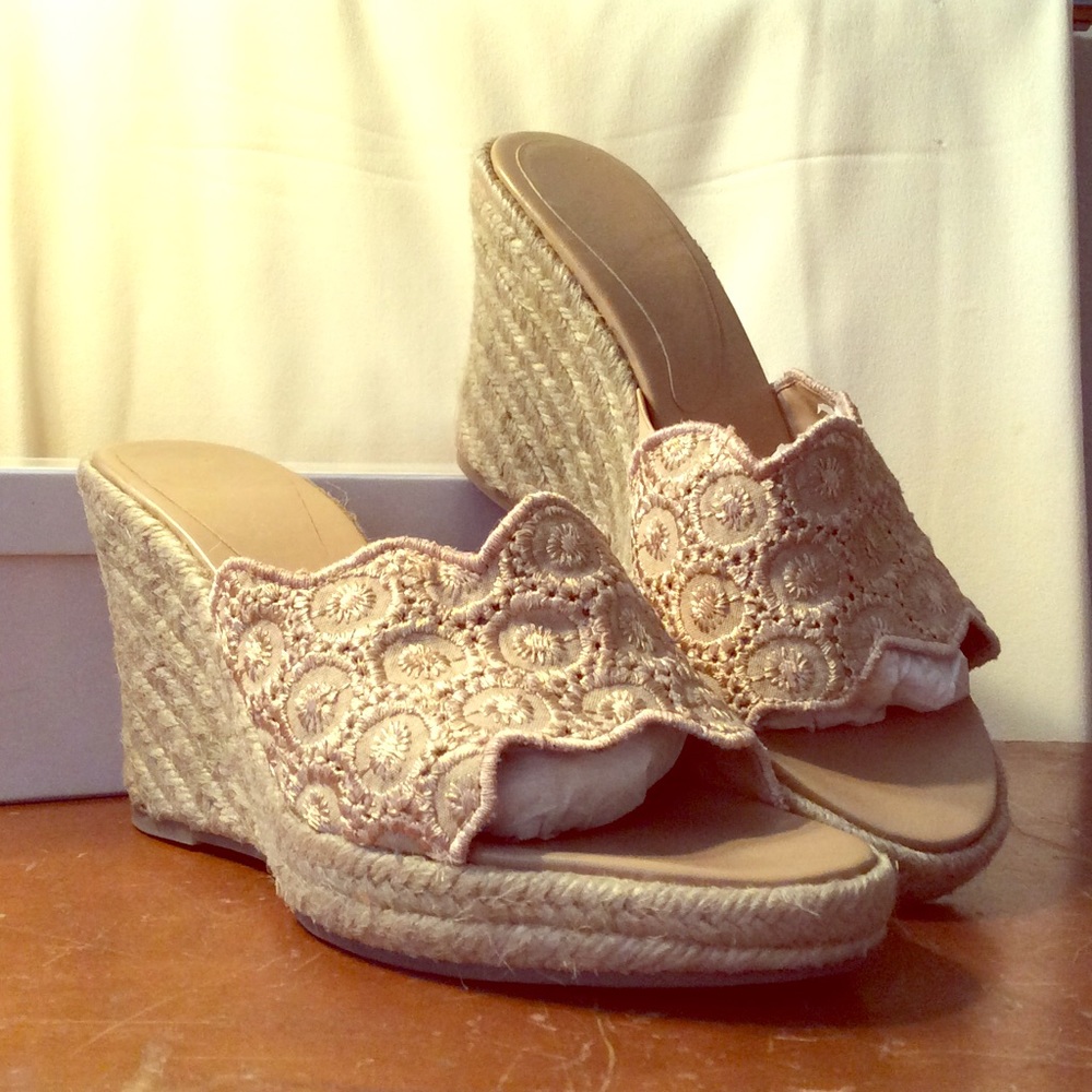 Crocheted Wedges