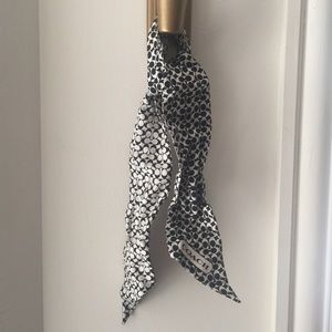 Coach Neck Scarf