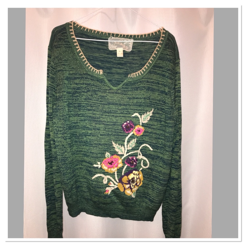 Nic and Mo XL Sweater