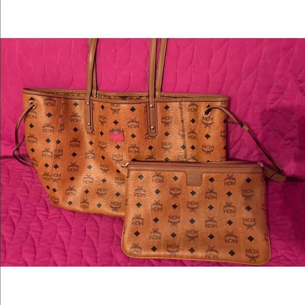 Authentic MCM Liz Medium reversible shopper tote
