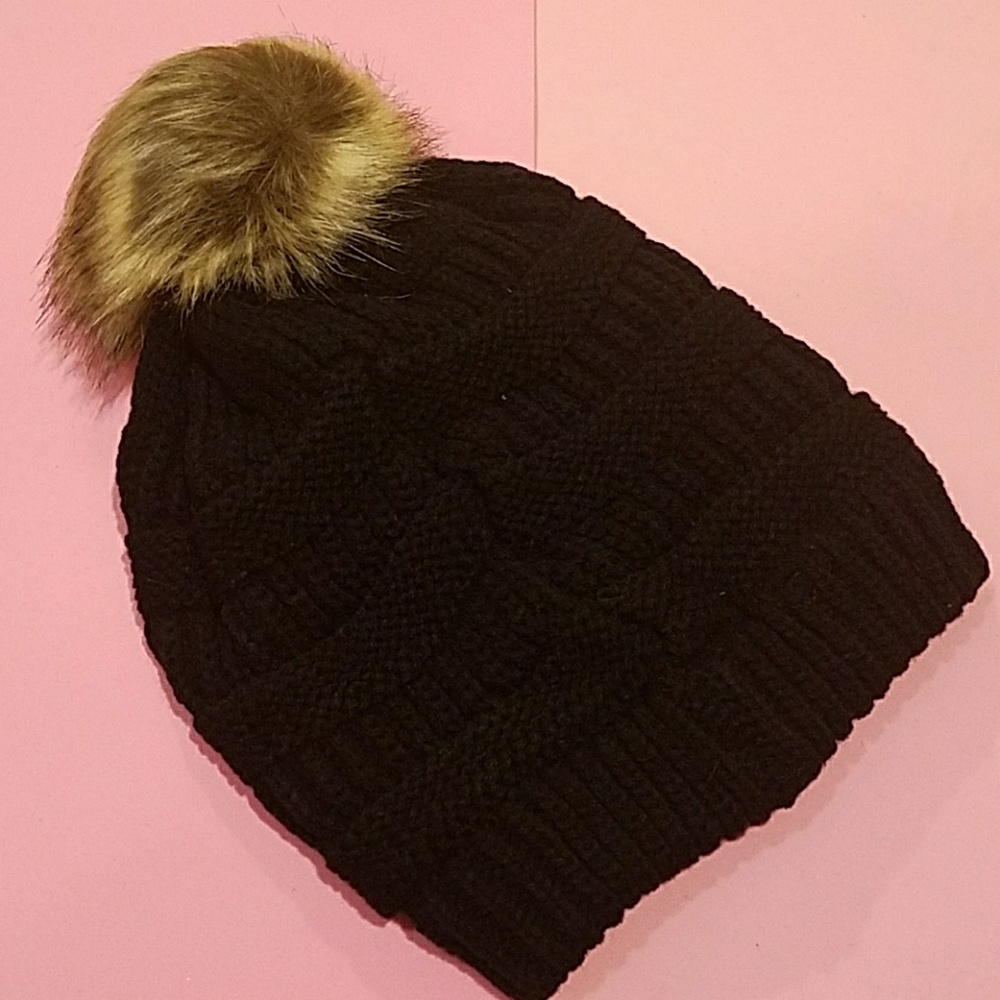 Pom Pom Hat