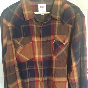 Levi’s flannel shirt