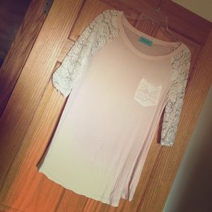 Filly Flair lace sleeve top