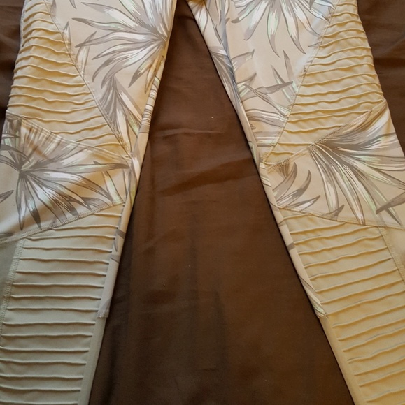 Pink set - Picture 5 of 6