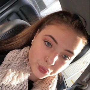 Meet your Posher, Cameron