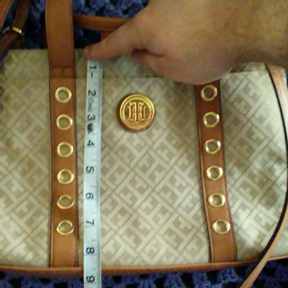 Tommy Hilfiger shoulder bag
