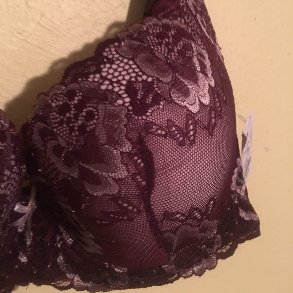 New bra - Picture 4 of 6