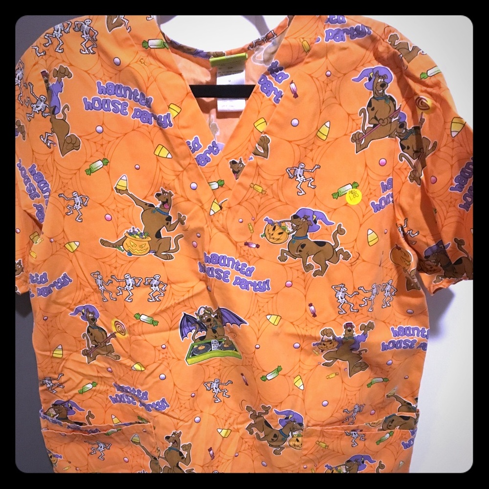Scooby doo Halloween scrub top