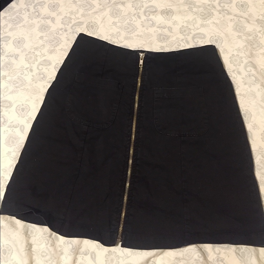 Brandy Melville skirt