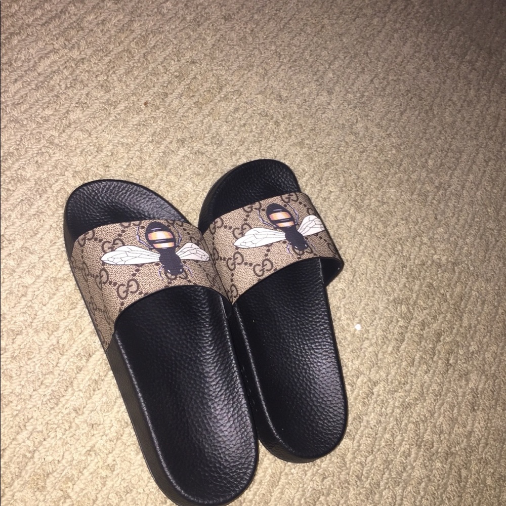 Gucci bumblebee slides