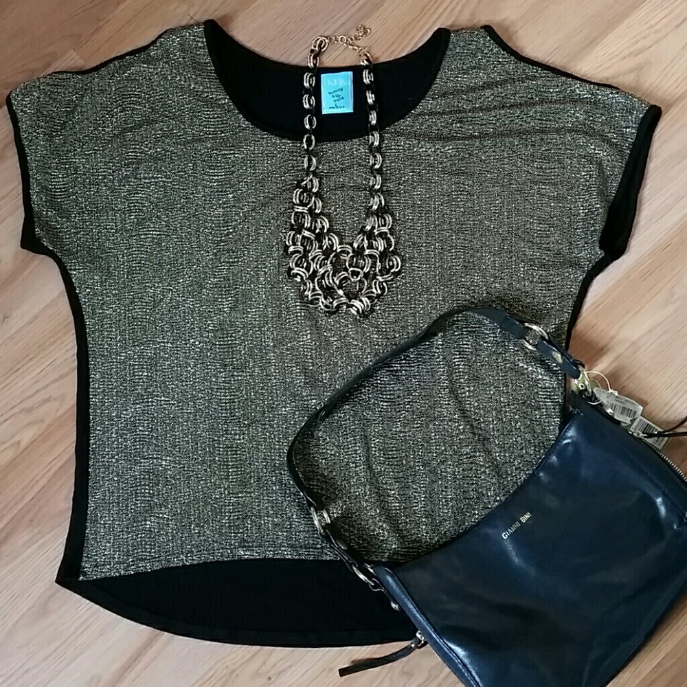 Antique gold cold shoulder top!